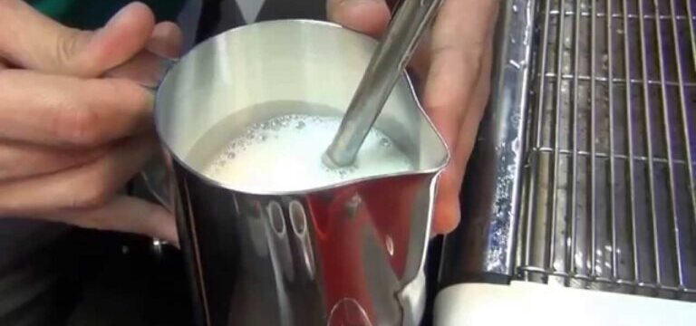 Cómo hacer crema de leche para cafe